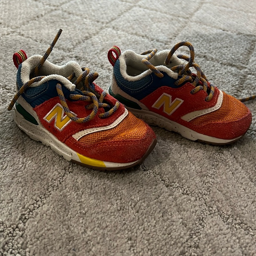 New Balance Baby | 997H | Like New | Worn Only Few Times